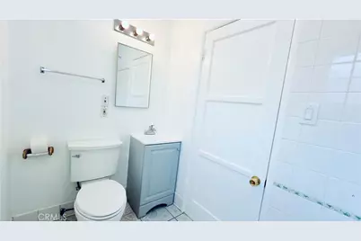 4025 Melrose Ave., Los Angeles, CA 90029 - Photo 5