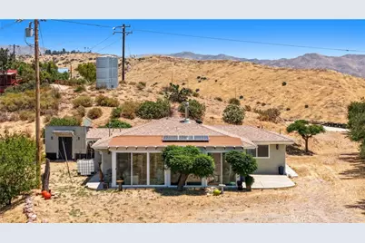 30668 1/2 Tick Canyon Rd, Canyon Country, CA 91387 - Photo 5