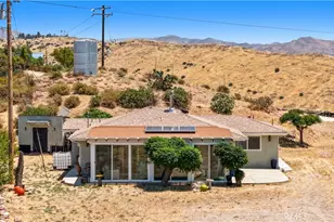 30668 1/2 Tick Canyon Rd, Canyon Country, CA 91387 - Photo 5