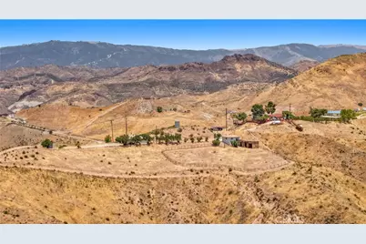30668 1/2 Tick Canyon Rd, Canyon Country, CA 91387 - Photo 45