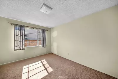 18427 San Fernando Mission, Porter Ranch, CA 91326 - Photo 17
