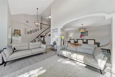 1312 Dubonnet Court, Oak Park, CA 91377 - Photo 5