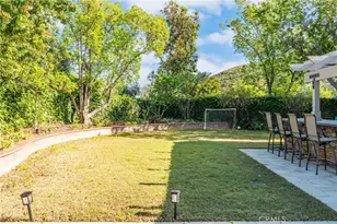1312 Dubonnet Ct, Oak Park, CA 91377 - Photo 43