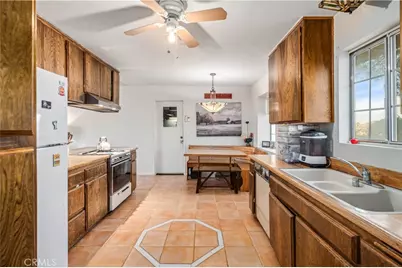 20539 E Avenue R, Palmdale, CA 93591 - Photo 25