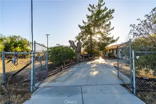 20539 E Ave R, Palmdale, CA 93591 - Photo 5