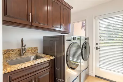 3913 Ventura Canyon, Sherman Oaks, CA 91423 - Photo 47