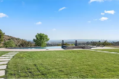 10727 W Stallion Ranch Road, Shadow Hills, CA 91040 - Photo 31