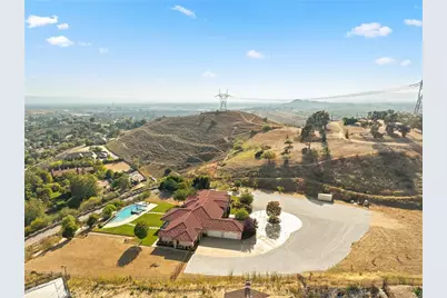 10727 W Stallion Ranch Road, Shadow Hills, CA 91040 - Photo 35