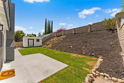 29147 Lotusgarden Drive, Canyon Country, CA 91387 - Photo 35