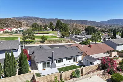29147 Lotusgarden Drive, Canyon Country, CA 91387 - Photo 43
