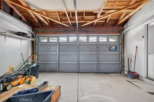 19820 Merryhill, Canyon Country, CA 91351 - Photo 9