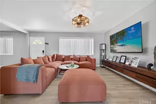 19820 Merryhill, Canyon Country, CA 91351 - Photo 7