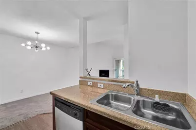 5535 Canoga #332, Woodland Hills, CA 91367 - Photo 7