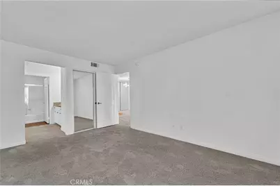 5535 Canoga #332, Woodland Hills, CA 91367 - Photo 15