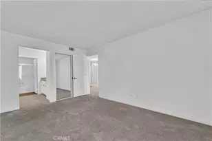 5535 Canoga, Woodland Hills, CA 91367 - Photo 15