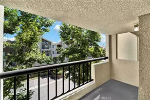 5535 Canoga, Woodland Hills, CA 91367 - Photo 19