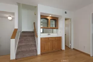 21930 Marylee St, Woodland Hills, CA 91367 - Photo 7