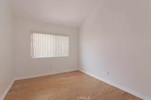 21930 Marylee St, Woodland Hills, CA 91367 - Photo 17