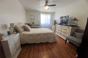 25735 Hogan Dr, Valencia, CA 91355 - Photo 11