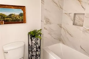 6207 1/2 Nita, Woodland Hills, CA 91367 - Photo 19
