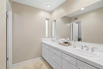 602 Calle Mirador, Oak Park, CA 91377 - Photo 13