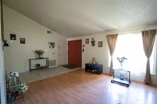 37406 3rd, Palmdale, CA 93550 - Photo 5