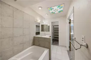 17943 Magnolia Blvd, Encino, CA 91316 - Photo 21