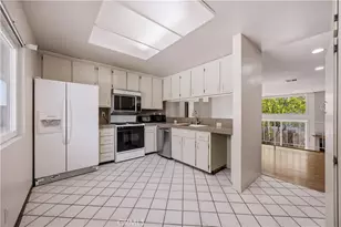17943 Magnolia Blvd, Encino, CA 91316 - Photo 11