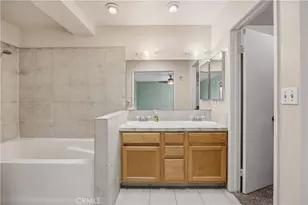 17943 Magnolia Blvd, Encino, CA 91316 - Photo 27