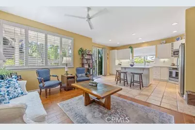 28441 Lobelia, Valencia, CA 91354 - Photo 3