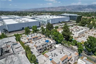 355 N Maple St, Burbank, CA 91505 - Photo 31