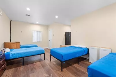 9755 Noble Ave, North Hills, CA 91343 - Photo 25