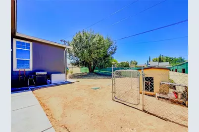 42815 Lowhill Drive, Lake Hughes, CA 93532 - Photo 13