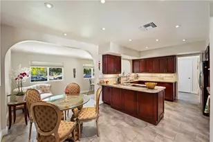 22441 Martha, Woodland Hills, CA 91367 - Photo 17