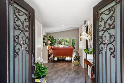 22441 Martha, Woodland Hills, CA 91367 - Photo 5