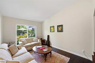 22441 Martha, Woodland Hills, CA 91367 - Photo 21