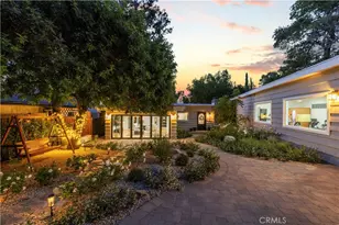 22125 Ave Morelos, Woodland Hills, CA 91364 - Photo 1