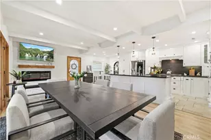 22125 Ave Morelos, Woodland Hills, CA 91364 - Photo 15