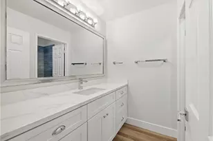 25710 Holiday, Stevenson Ranch, CA 91381 - Photo 15