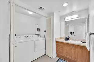 267 S San Pedro, Los Angeles, CA 90012 - Photo 23