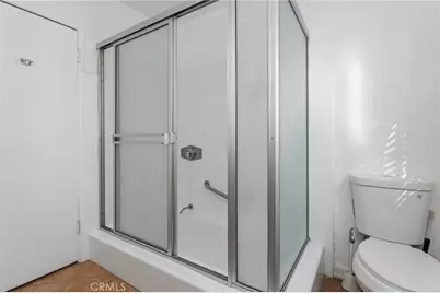 22727 Collins Street, Woodland Hills, CA 91367 - Photo 19