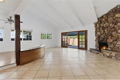 22727 Collins Street, Woodland Hills, CA 91367 - Photo 7