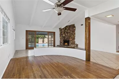22727 Collins Street, Woodland Hills, CA 91367 - Photo 9