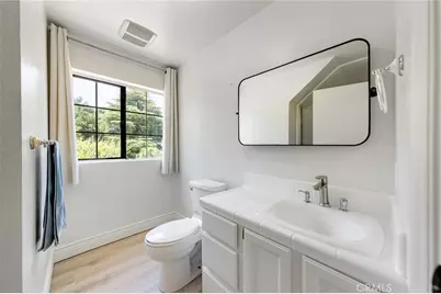 15601 Saddleback Road, Canyon Country, CA 91387 - Photo 35