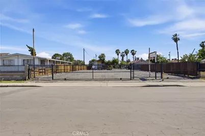 325 McCord Ave, Bakersfield, CA 93308 - Photo 5