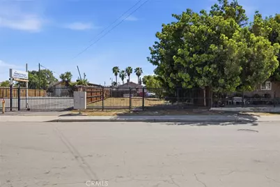 325 McCord Ave, Bakersfield, CA 93308 - Photo 9