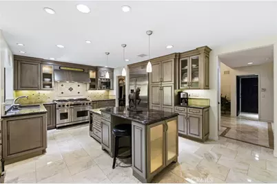 22029 Rodeffer Place, Saugus, CA 91350 - Photo 17