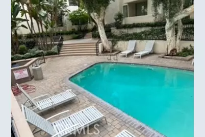 5325 Newcastle #330, Encino, CA 91316 - Photo 17