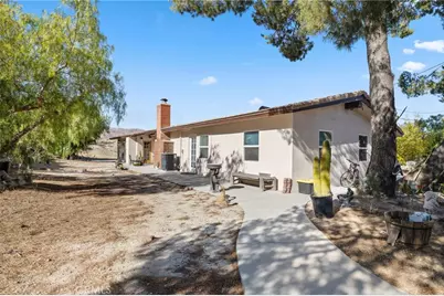 30325 N Brandywine Canyon, Canyon Country, CA 91351 - Photo 25
