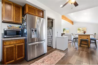 30325 N Brandywine Canyon, Canyon Country, CA 91351 - Photo 9